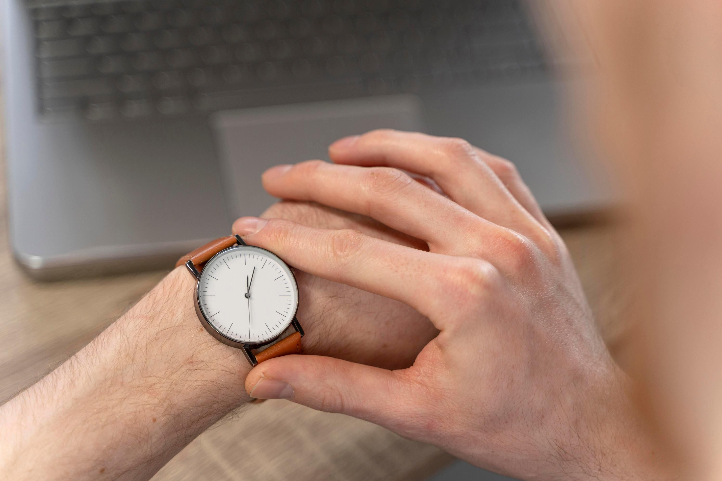 Часы на руке Часы на руке