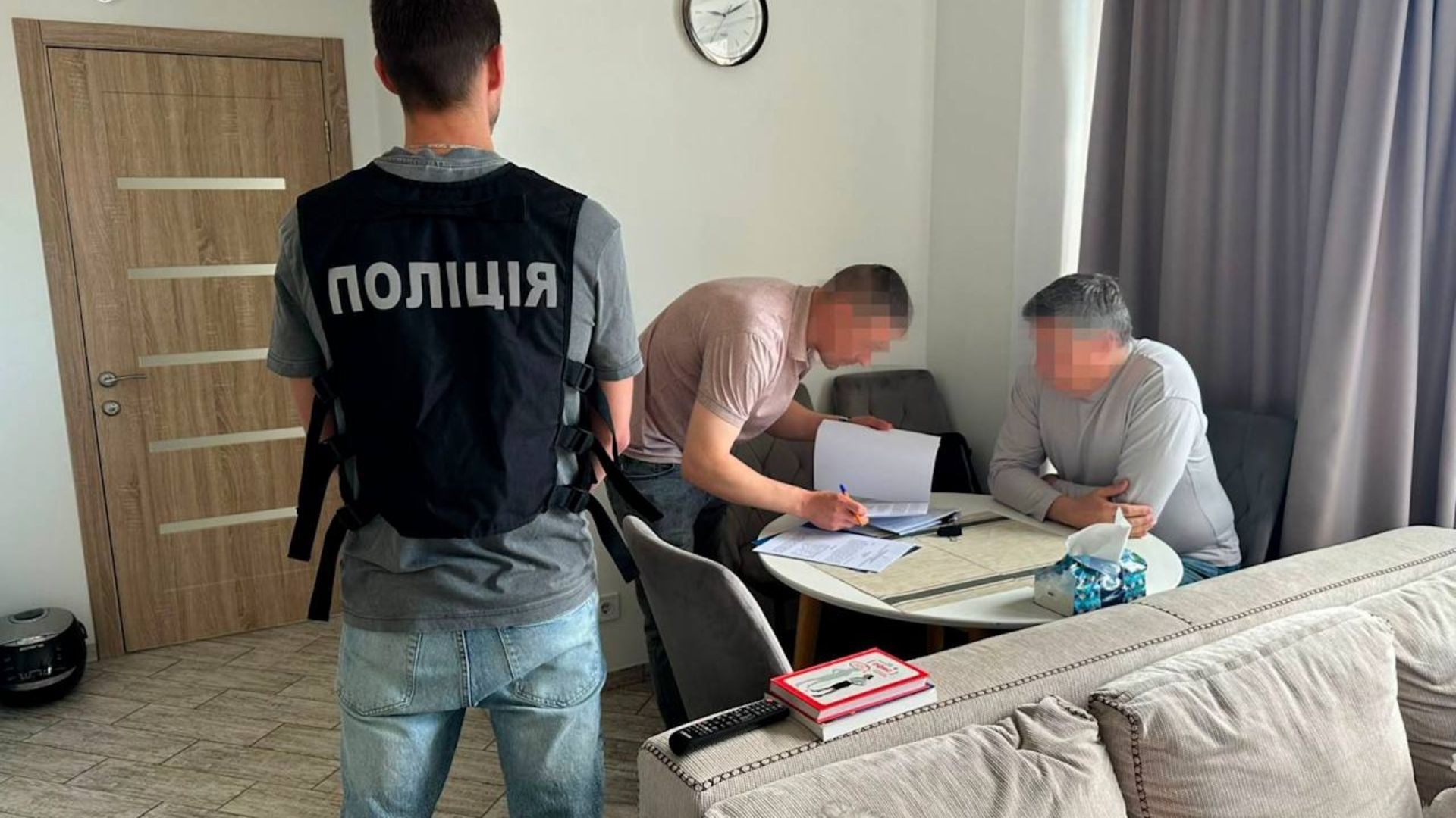 Карандееву вручили подозрение