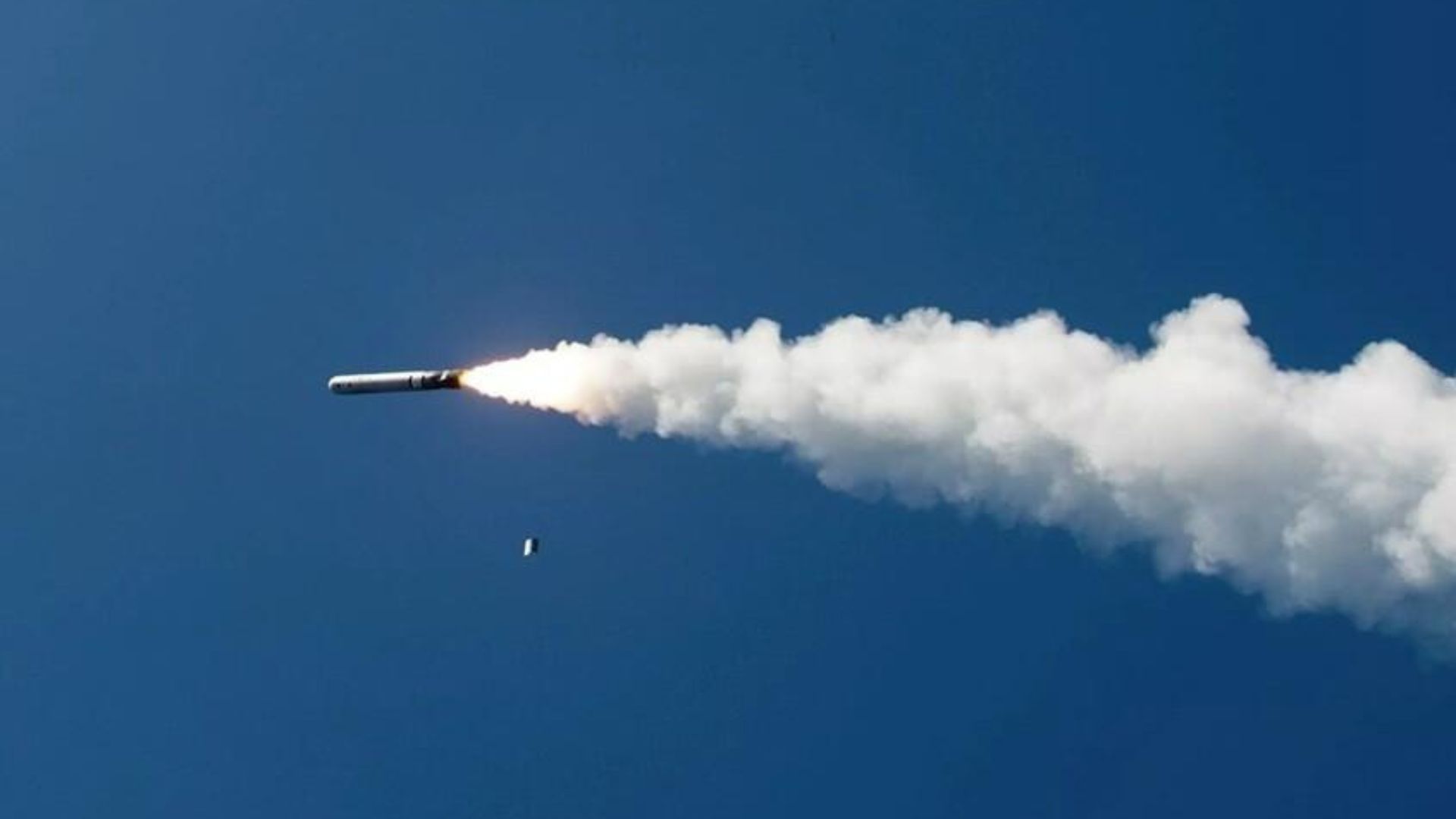 Британія випробовує далекобійні ракети, які діставатимуть до Москви Британія випробовує далекобійні ракети, які діставатимуть до Москви