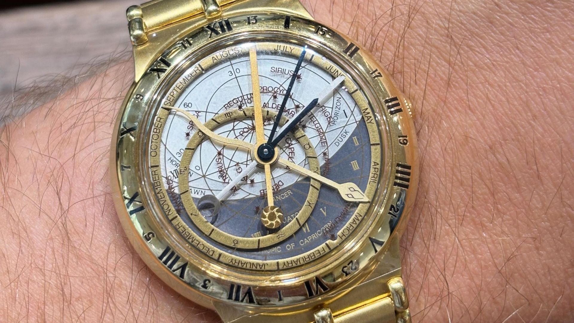 Годинник Ulysse Nardin Astrolabium не показує лише час, але положення зірок, сонця та місяця