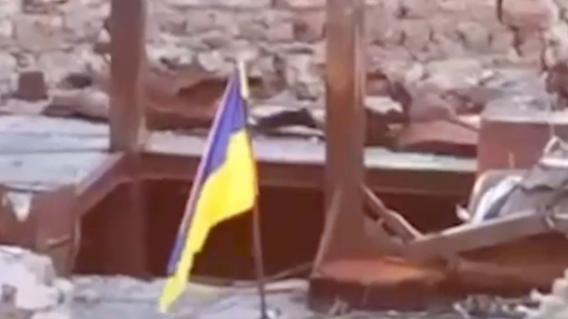 Украинский флаг появился на Кинбурнском полуострове Украинский флаг появился на Кинбурнском полуострове