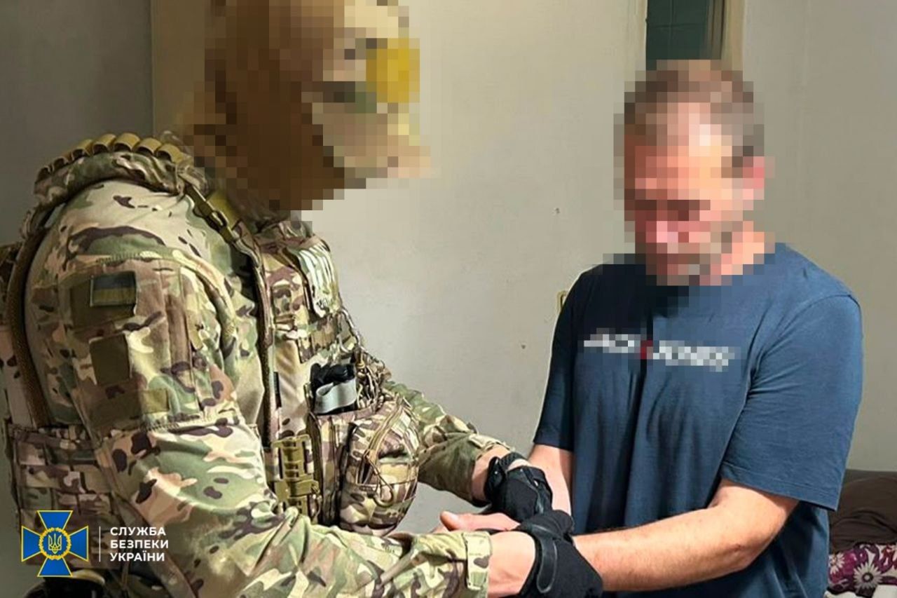 СБУ затримала російського агента, який коригував удари по Запоріжжю СБУ затримала російського агента, який коригував удари по Запоріжжю