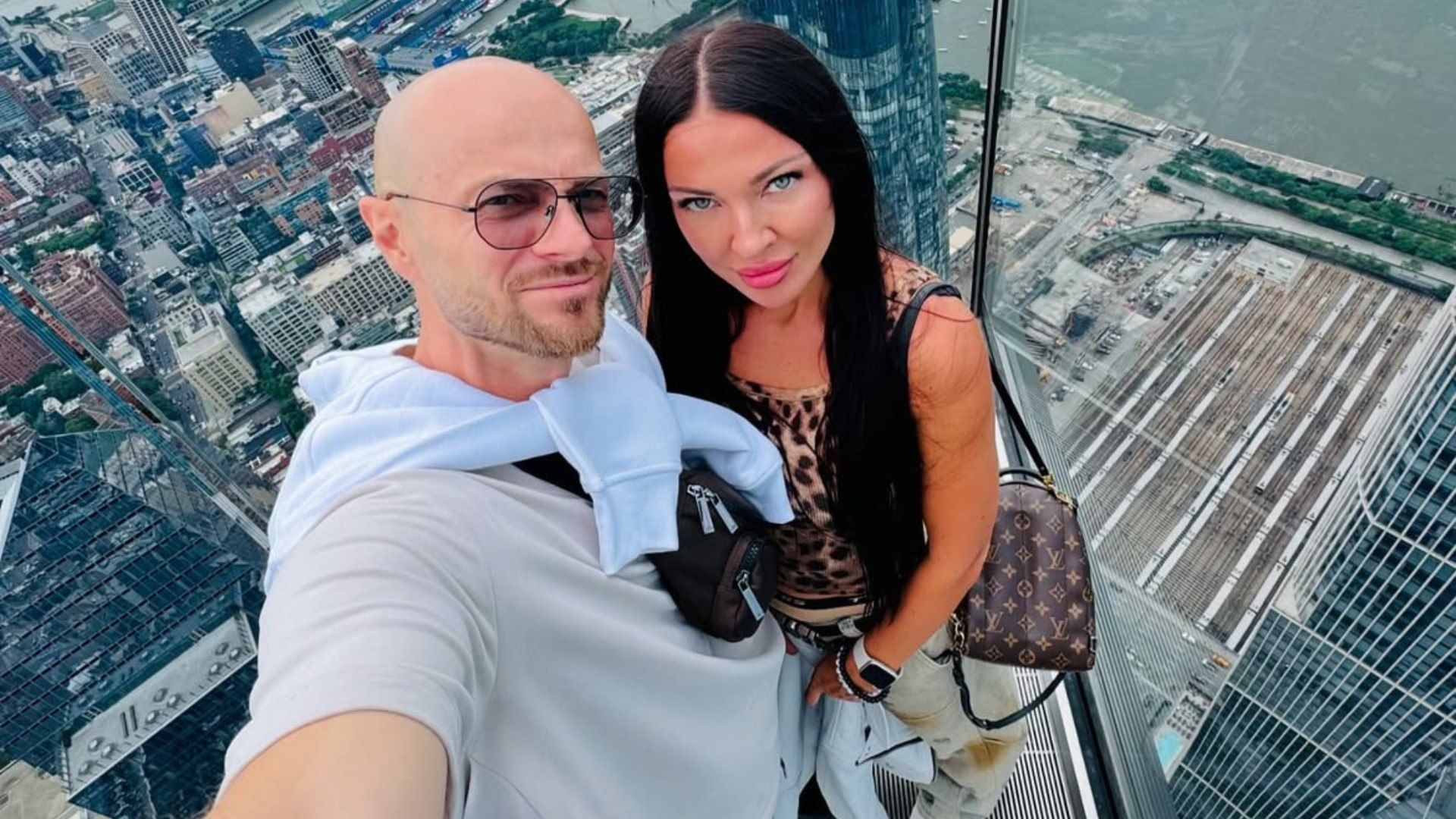 Влад Яма с женой Влад Яма с женой