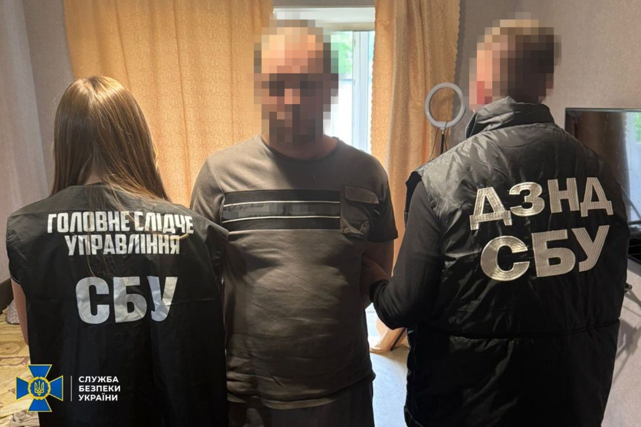 СБУ затримала російського агента, який коригував удари по Одесі СБУ затримала російського агента, який коригував удари по Одесі