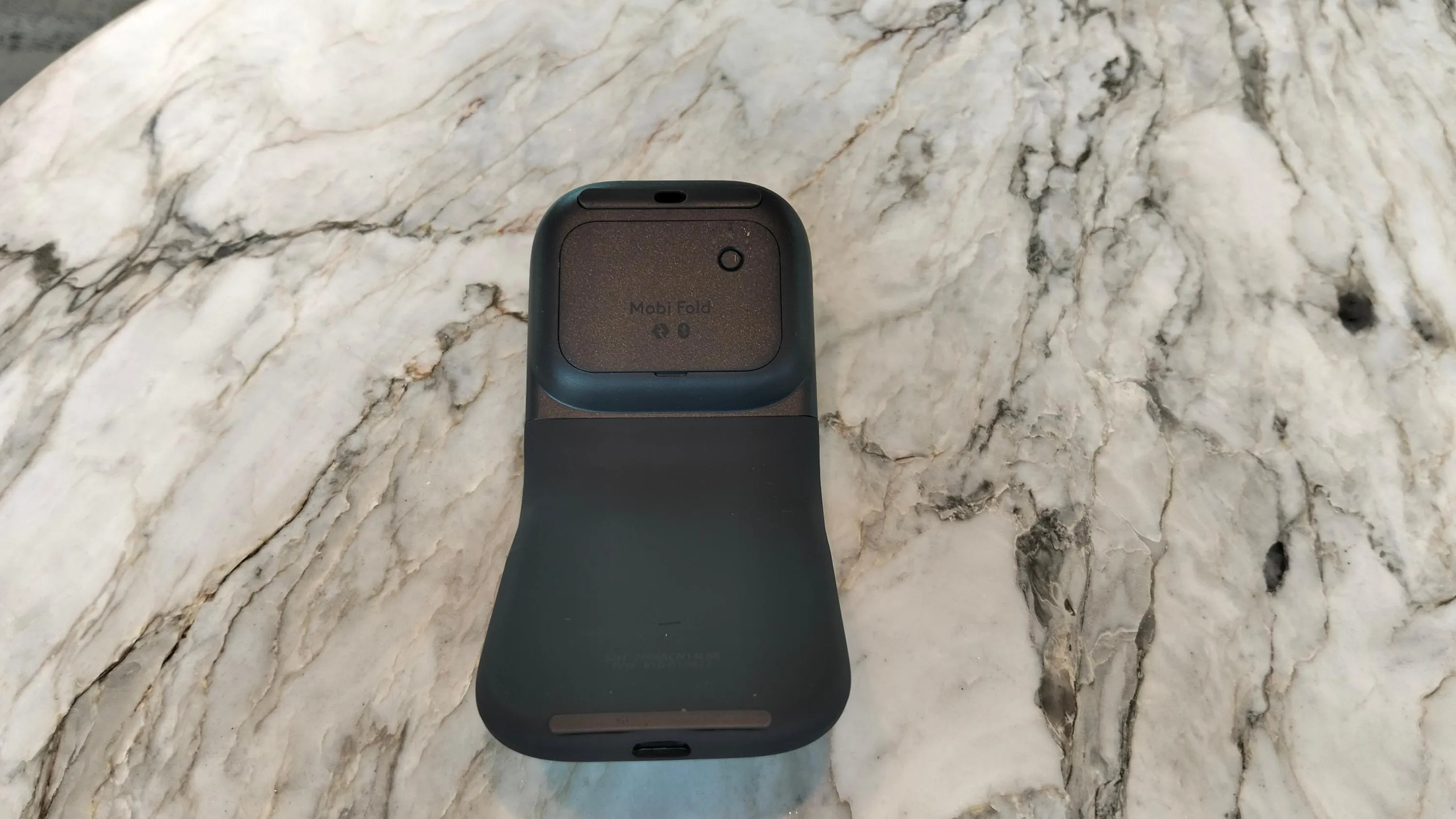 Logitech Mobi Fold Logitech Mobi Fold