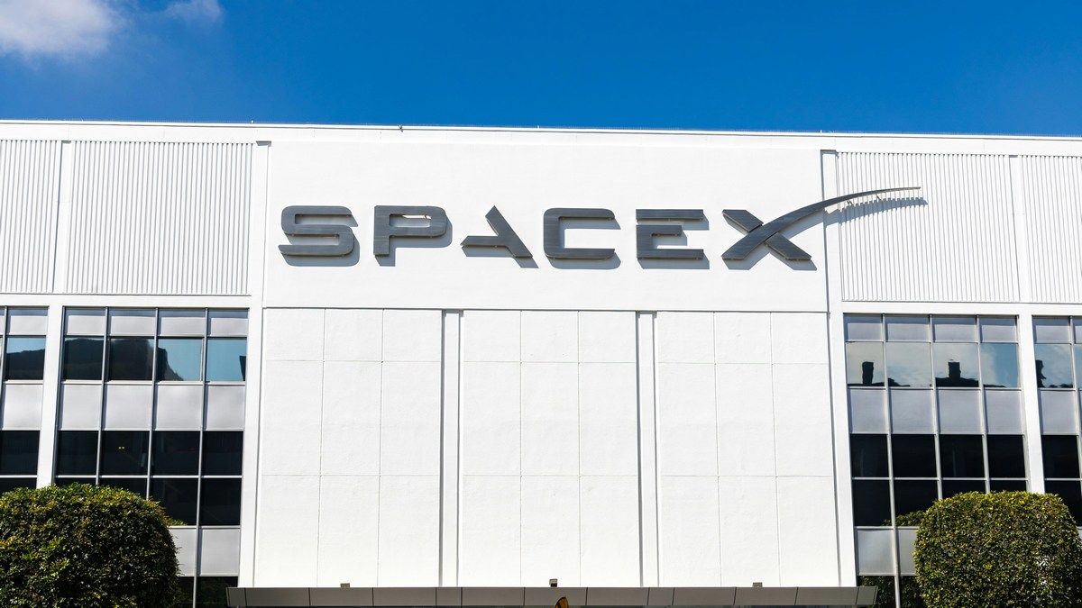 SpaceX SpaceX