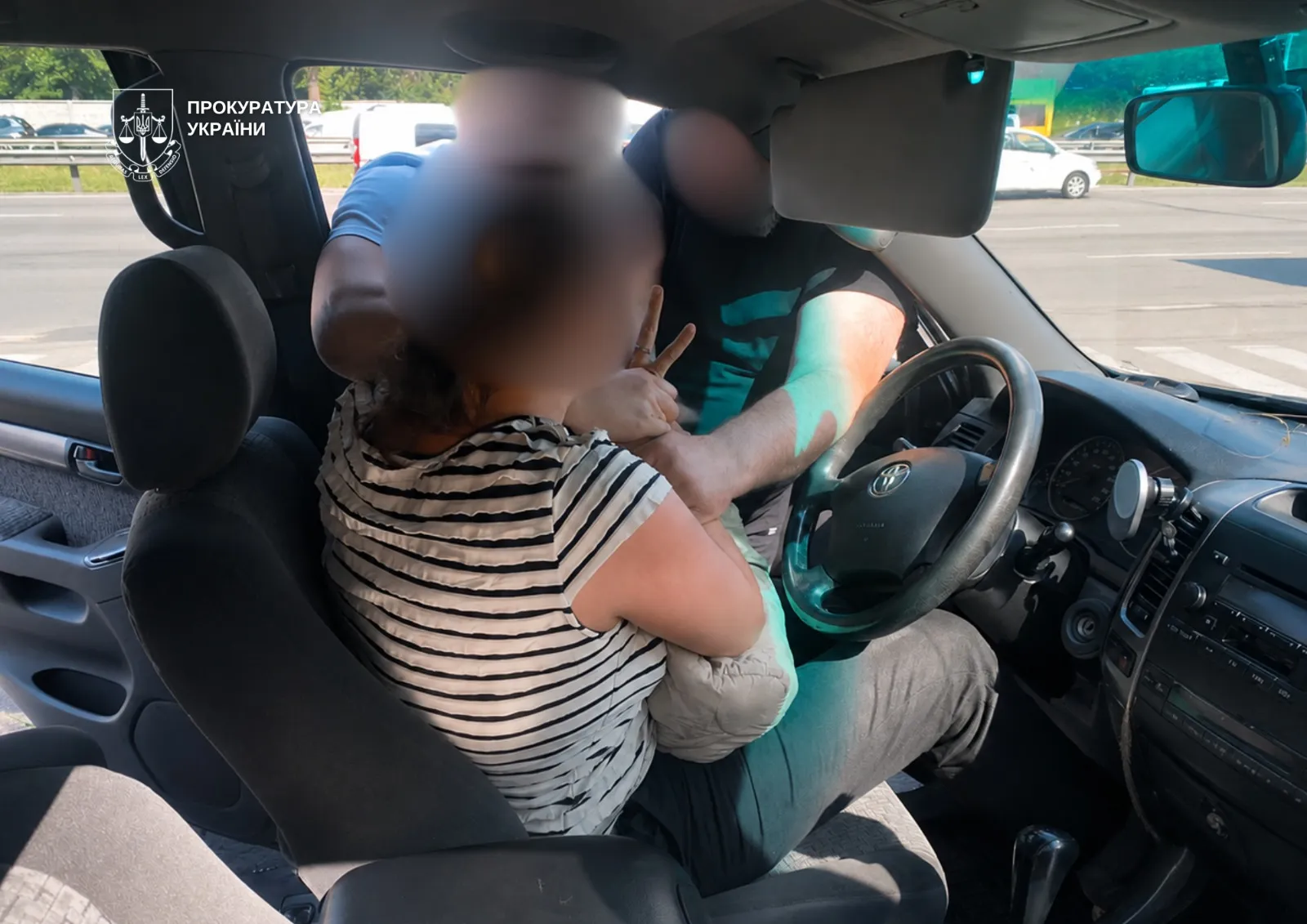 У Києві на хабарі затримали адвокатку