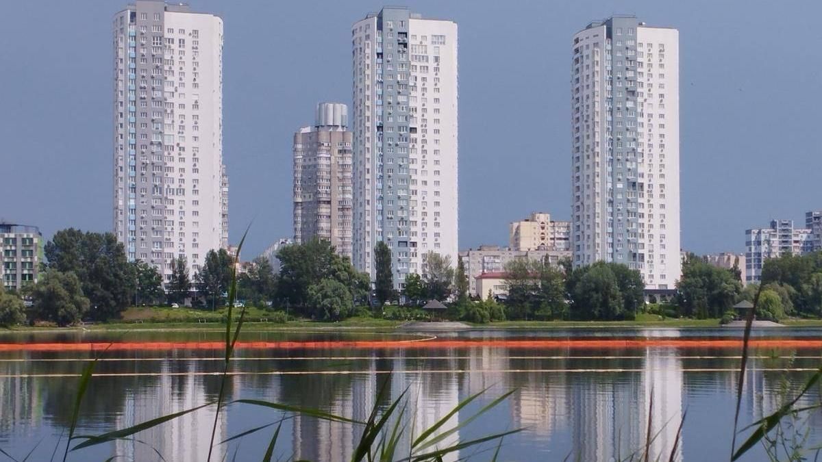 Забруднення озера Крилівське після атаки Забруднення озера Крилівське після атаки