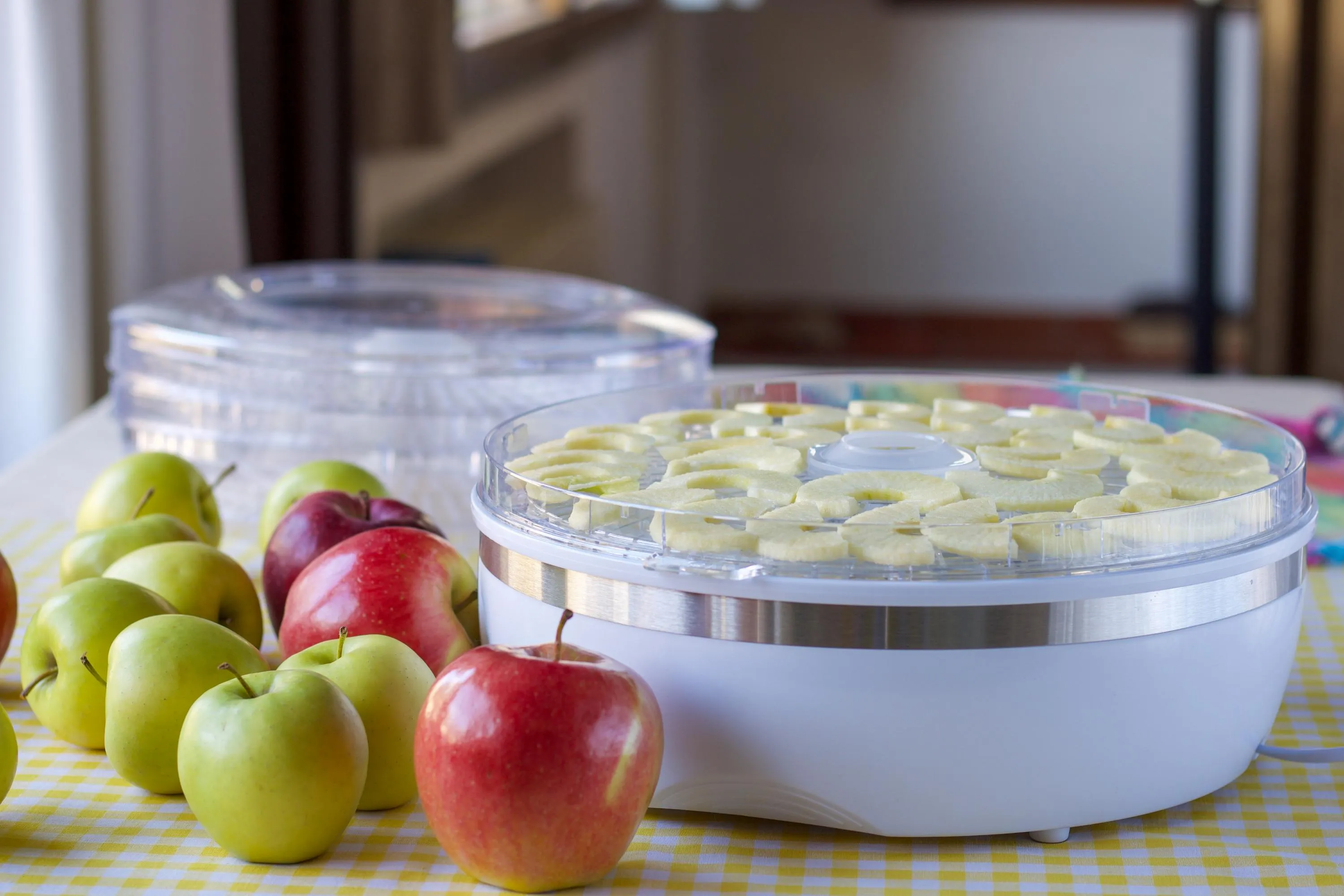 Компактна сушарка підійде для домашнього використання / Фото Getty Images