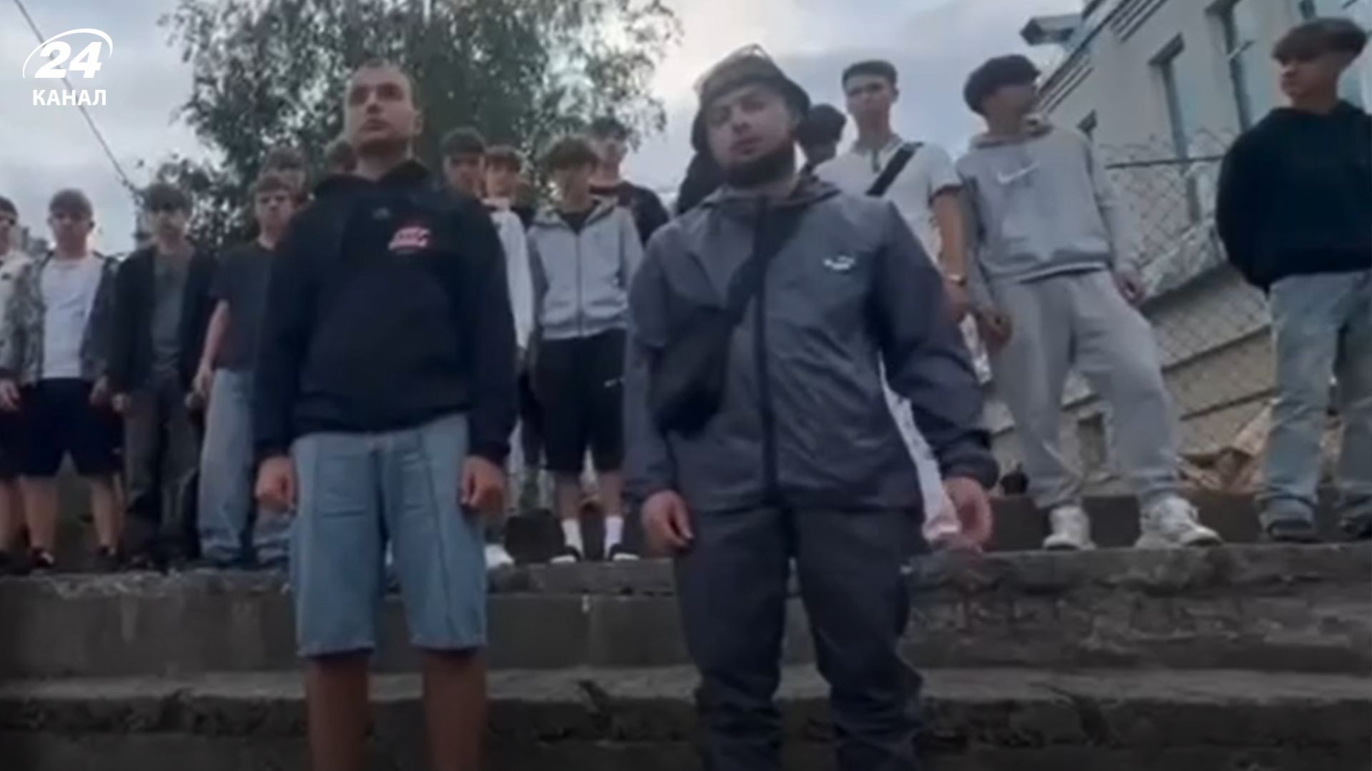 Молодые люди, напавшие на ТЦК во Львове, принесли извинения