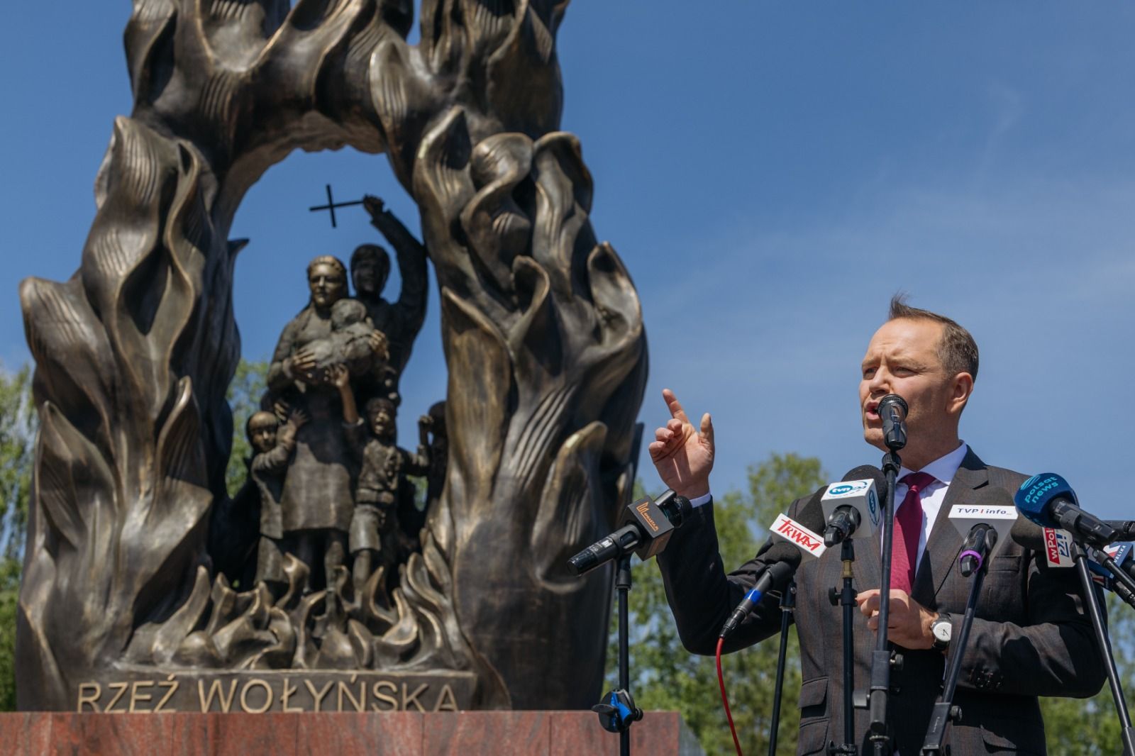 Простили, але – не забули: яким має бути нове історичне примирення України та Польщі