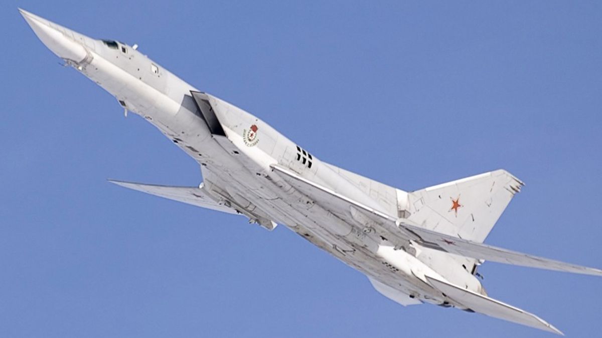 Взлетели вражеские бомбардировщики Ту-22М3, – Воздушные силы