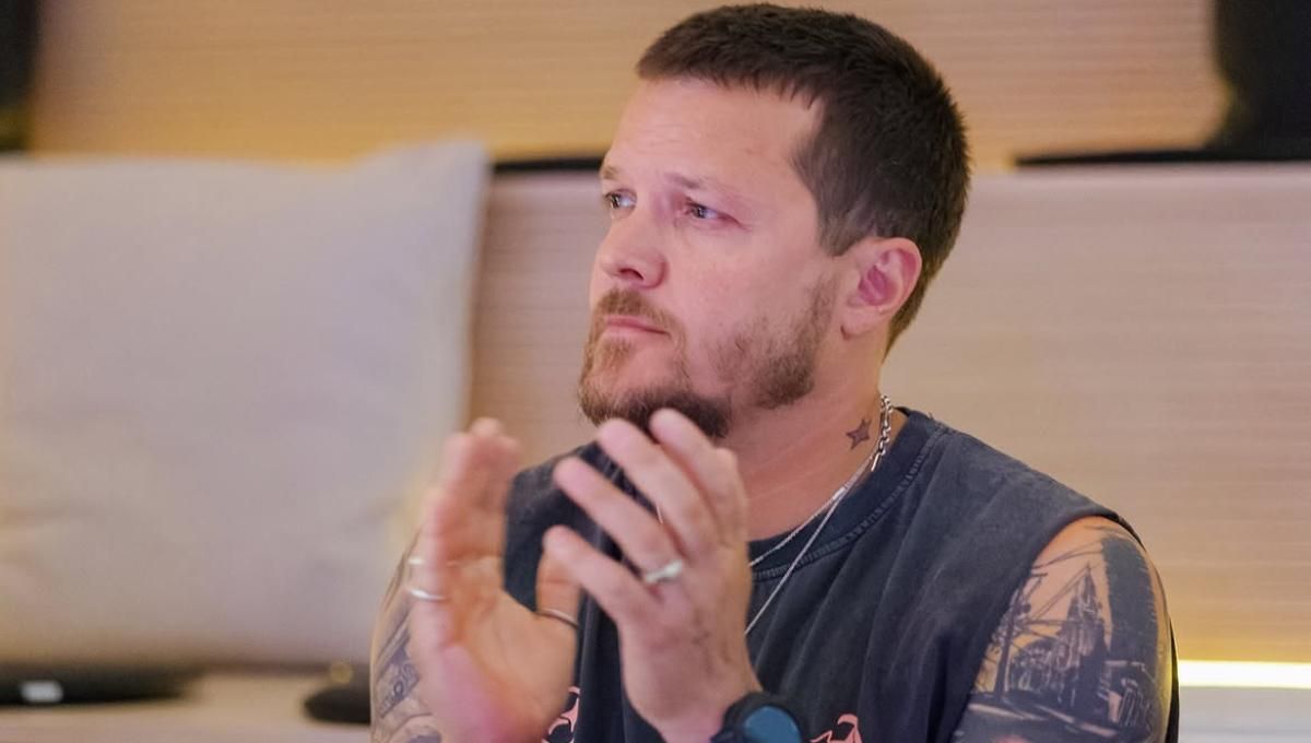 Лідер O.Torvald Женя Галич списався з військової служби Лідер O.Torvald Женя Галич списався з військової служби