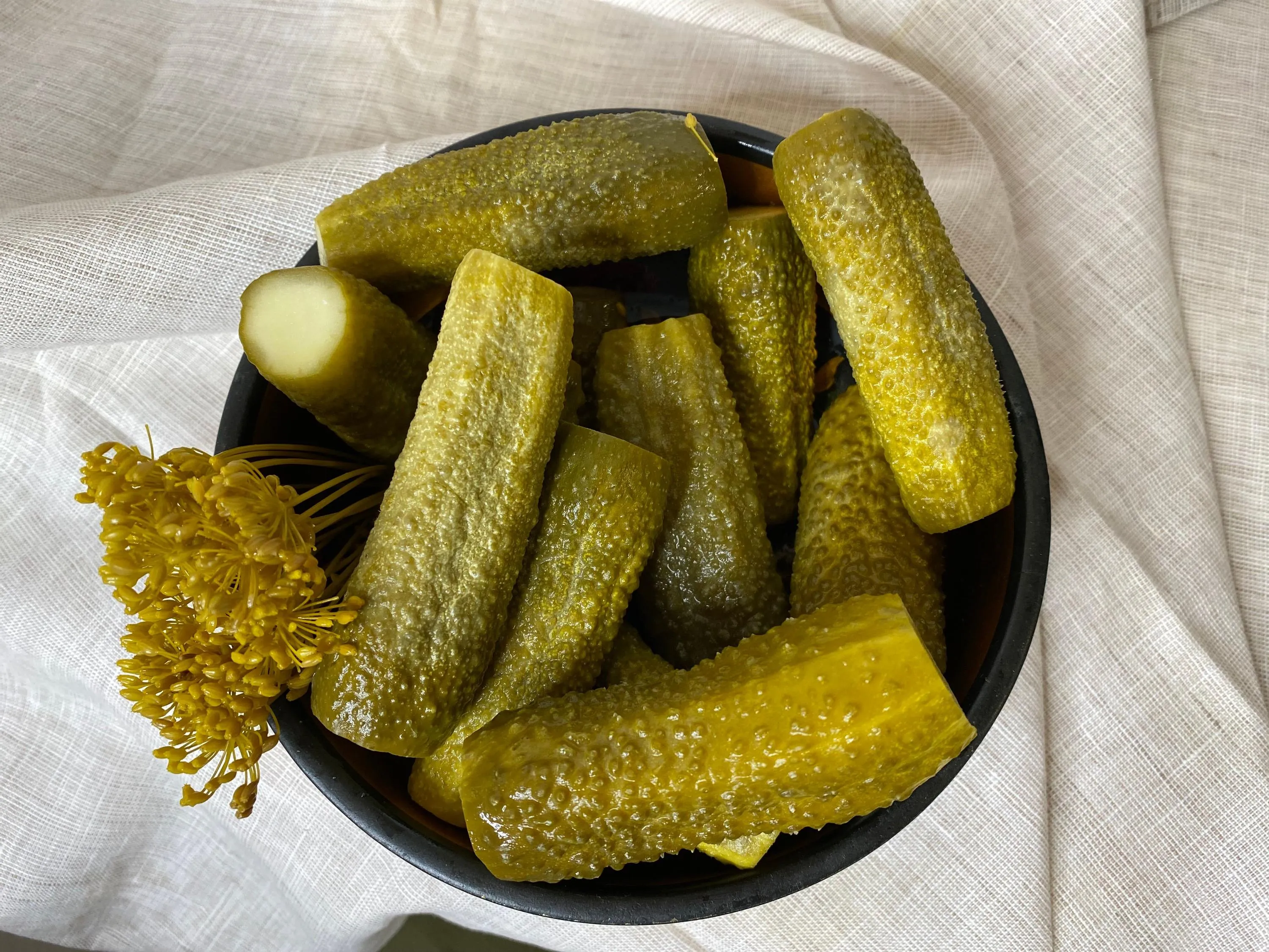 Мариновані огірки