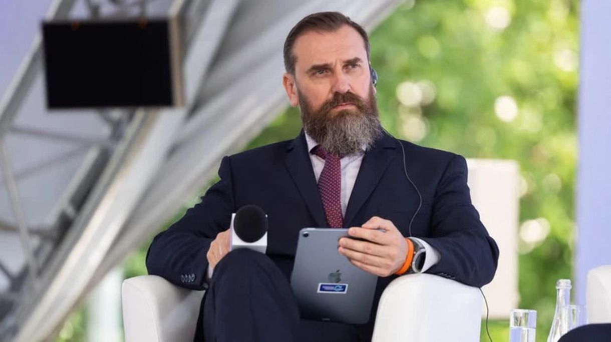 Почему запомнился Лисовой на посту главы МОН Почему запомнился Лисовой на посту главы МОН