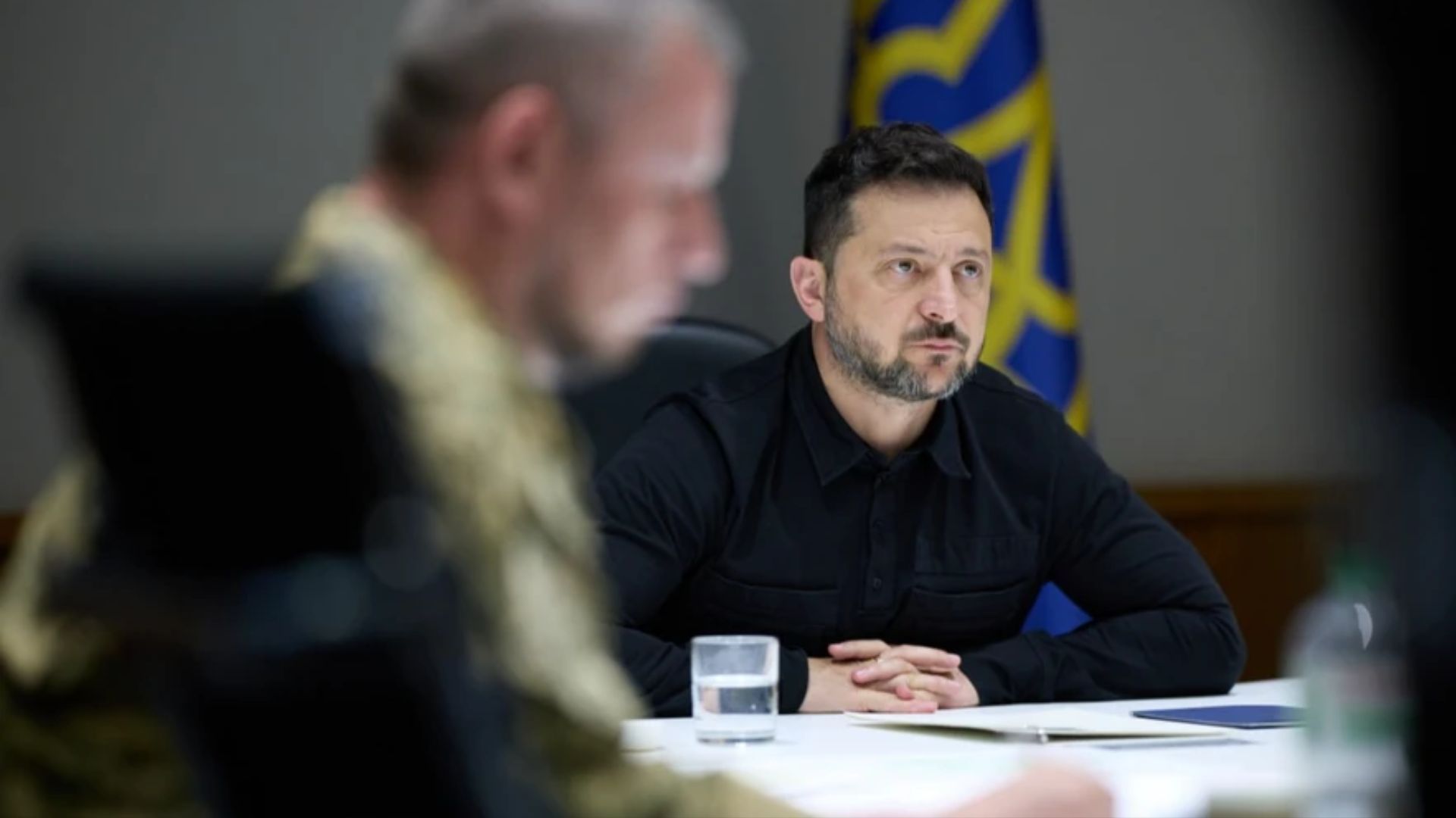 Зеленський після розмов із військовими скликає у понеділок Ставку: що буде на порядку денному