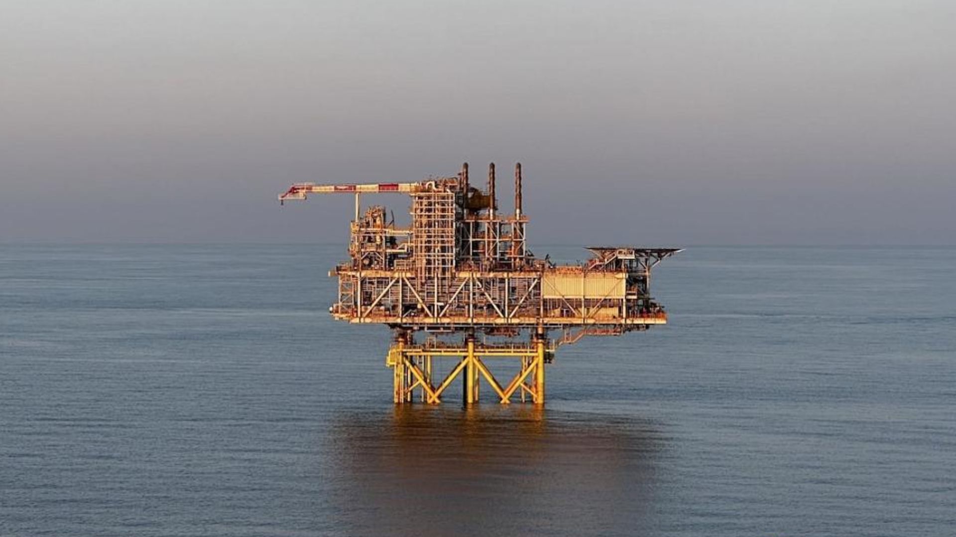 У Чорному морі встановили нову газову платформу: яка країна ЄС почне видобуток