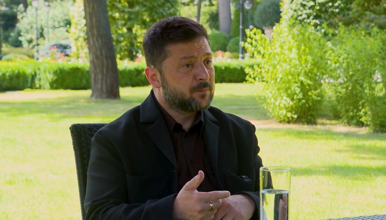 Зеленський каже, що готовий до перемир'я Зеленський каже, що готовий до перемир'я