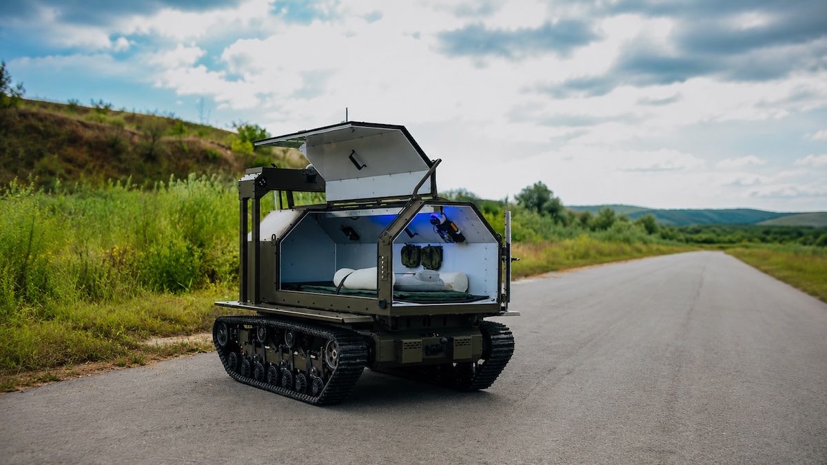 Украинский робот для эвакуации получил бронекапсулу из стали Armox Украинский робот для эвакуации получил бронекапсулу из стали Armox