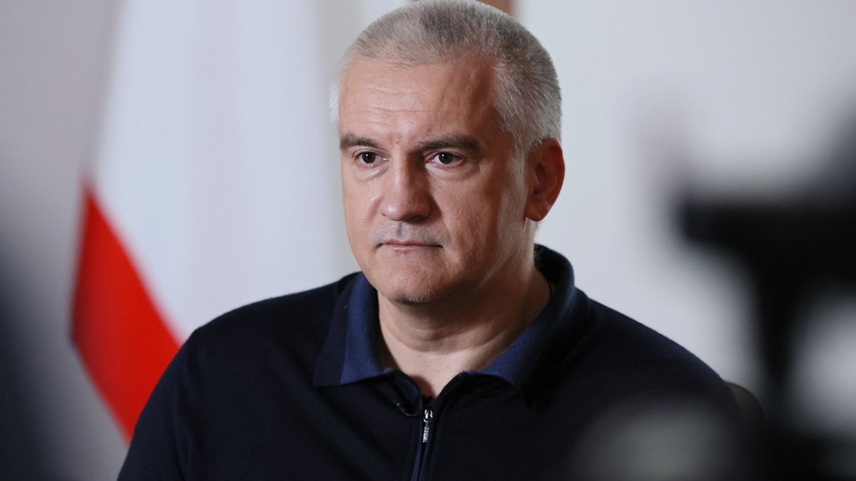 Аксьонова хочуть зняти з посади гауляйтера Криму Аксьонова хочуть зняти з посади гауляйтера Криму