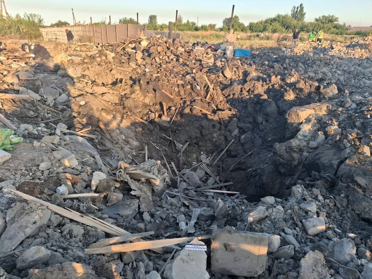 Воронка от северокорейской ракеты