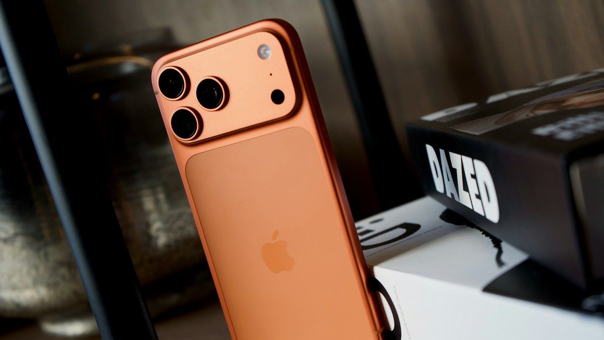 iPhone 17 Pro пережив падіння з літака