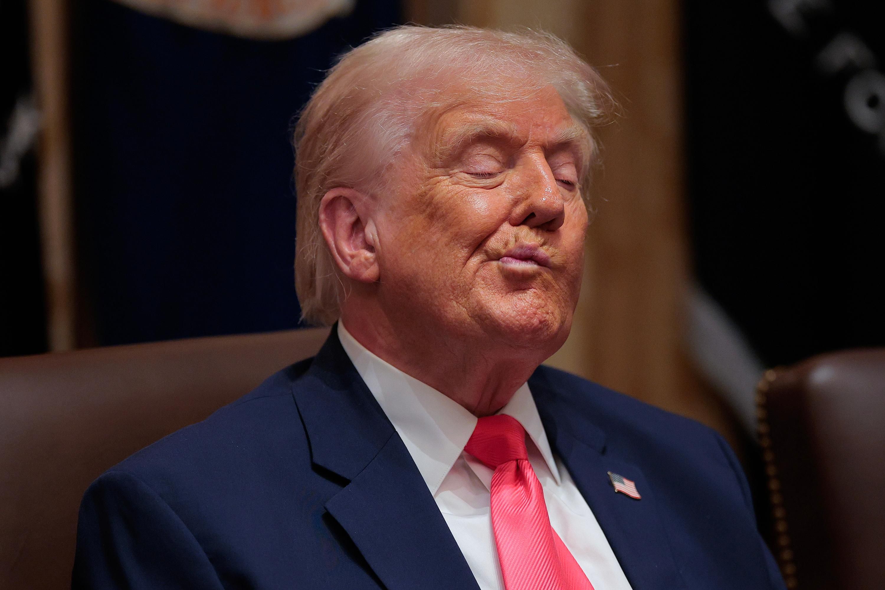 Мита Трампа відшкодування компаніям