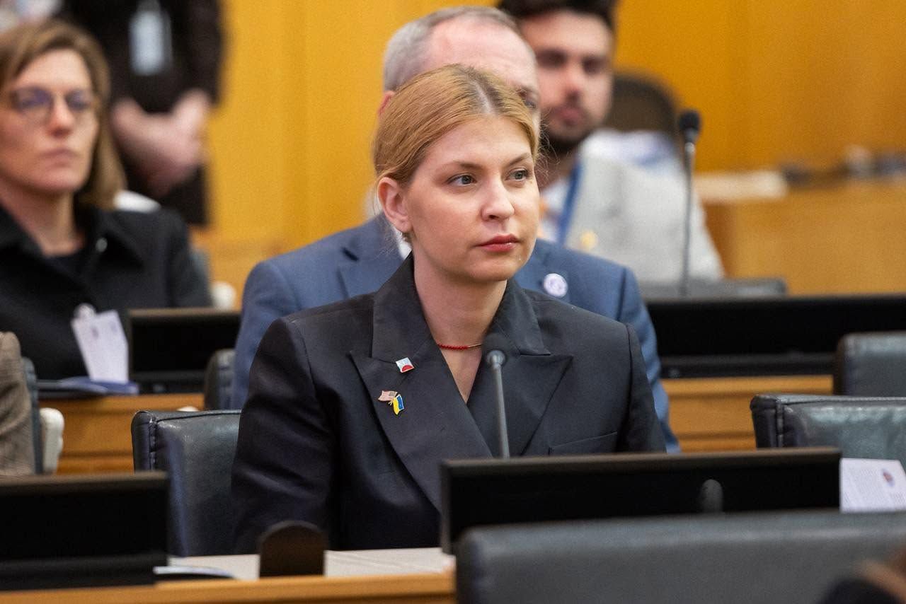 Стефанішина не стримала сліз у суді й заявила про брак коштів для застави