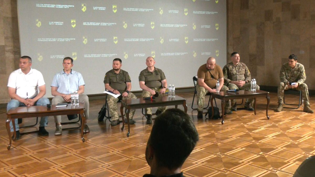 "Готували списки для етапування": в "Азові" розповіли нові деталі трагедії в Оленівці