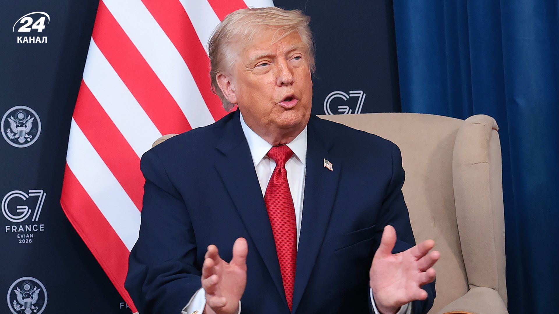 Трамп ловив малюка на сцені та пожартував про падіння Байдена