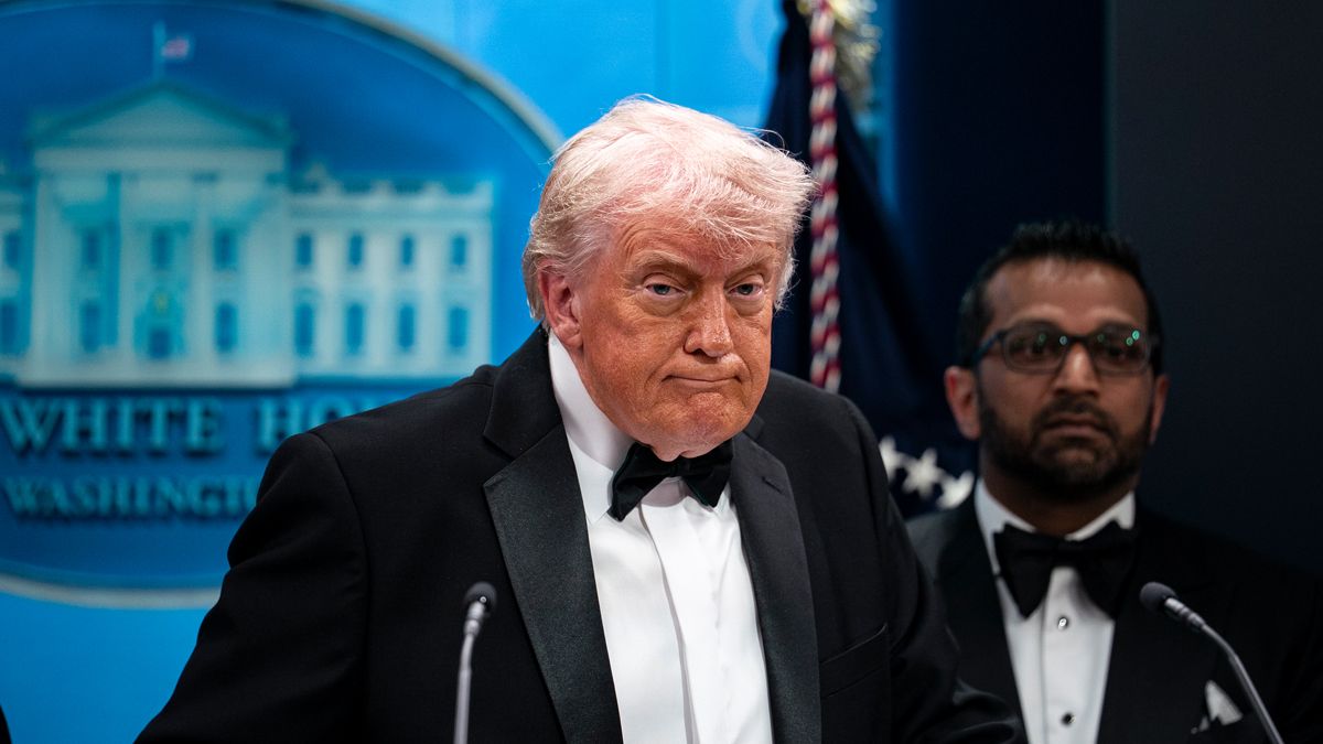 Чому Трамп і Гегсет могли посваритися Чому Трамп і Гегсет могли посваритися