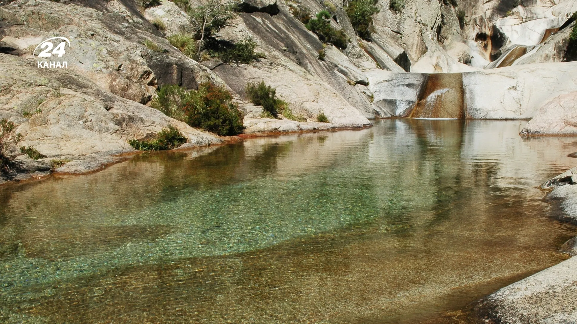 Каньйон Пуркарачча, Корсика, Франція / фото Canva