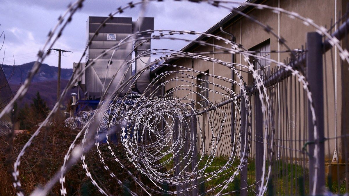 Провідні китайські інженери зі сфери ШІ більше не можуть виїжджати за кордон