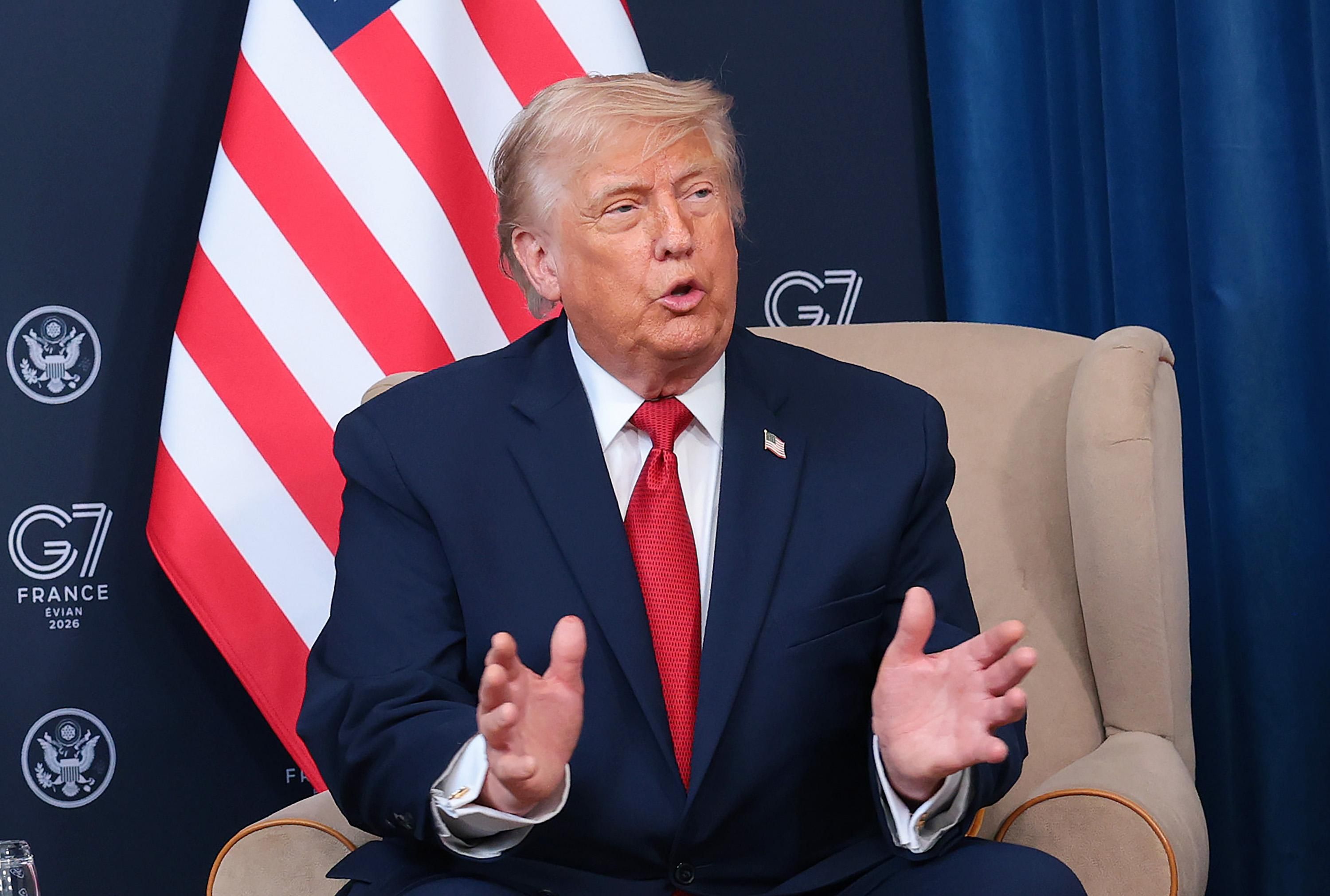 Трамп заявил о полном контроле США над Ормузским проливом Трамп заявил о полном контроле США над Ормузским проливом
