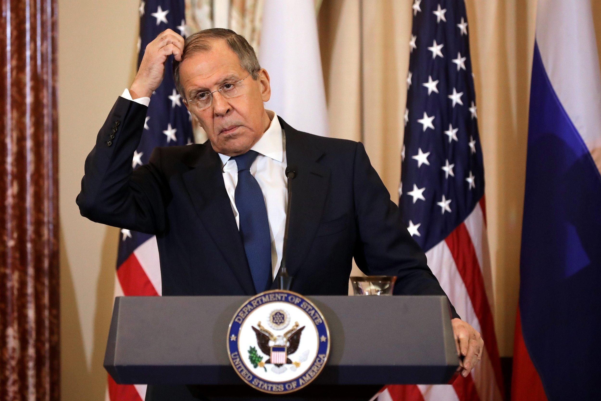 "Українці точно б'ють по російських НПЗ": Лавров підозрює США в ударах по Росії