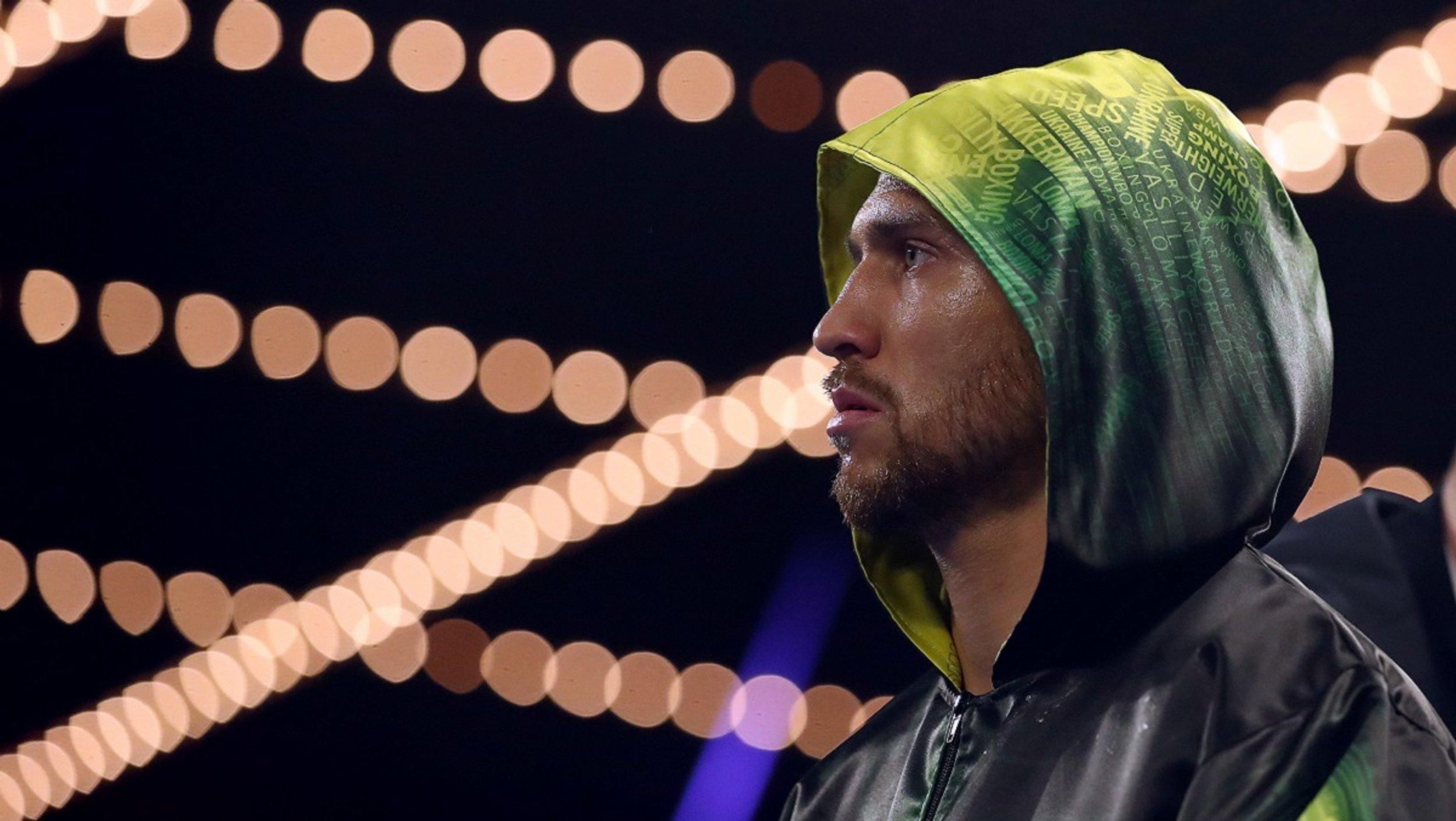 Колишній чемпіон назвав єдиного боксера, який беззаперечно переміг Ломаченка