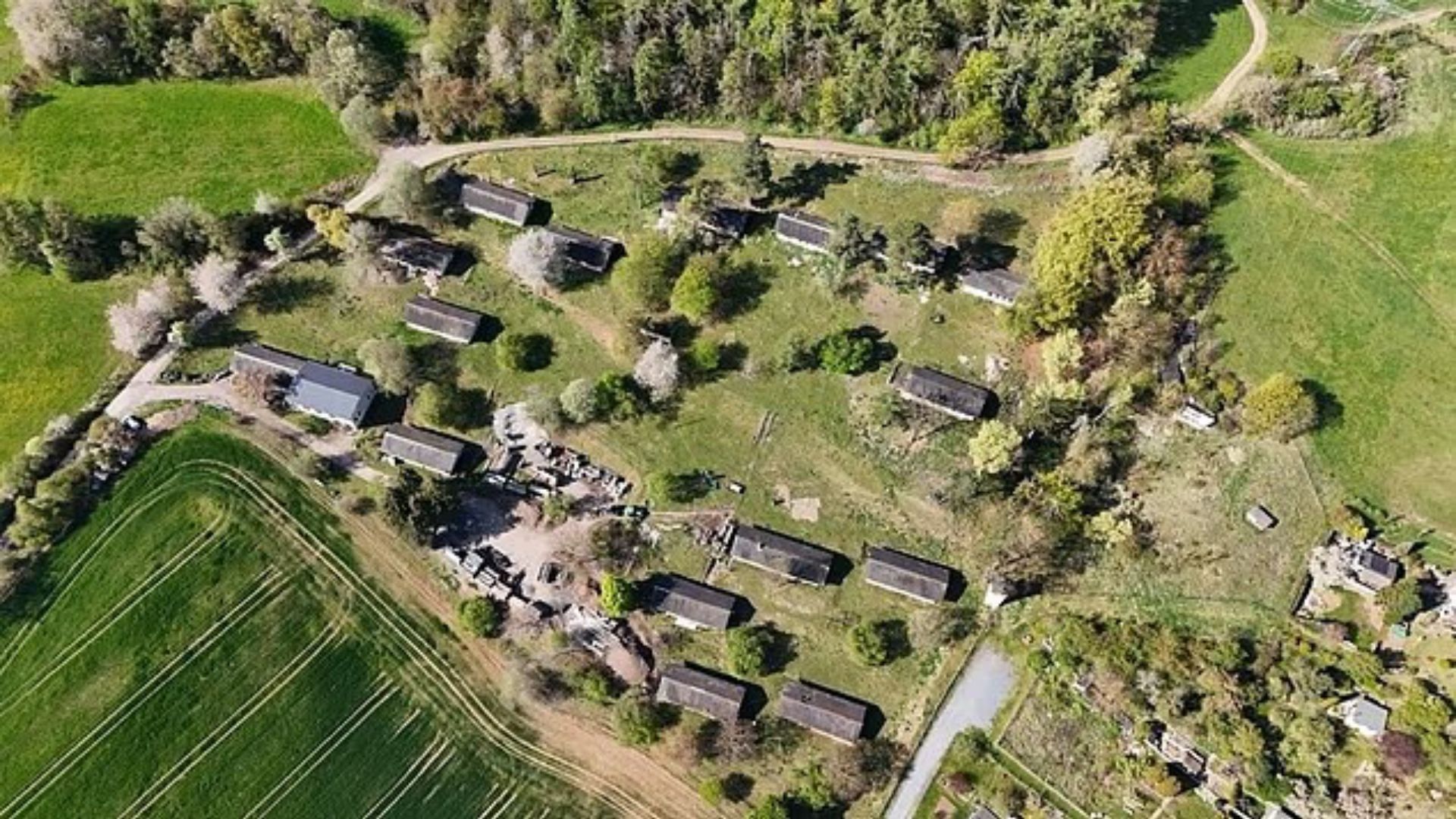 Деревню в Германии продают за 390 тысяч евро