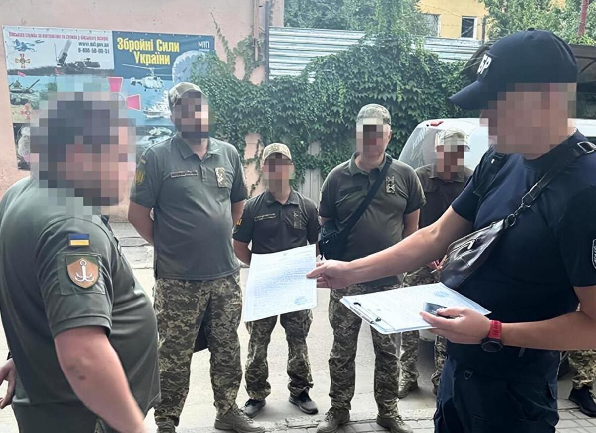 Сотрудники ТЦК в Одессе получили подозрения Сотрудники ТЦК в Одессе получили подозрения