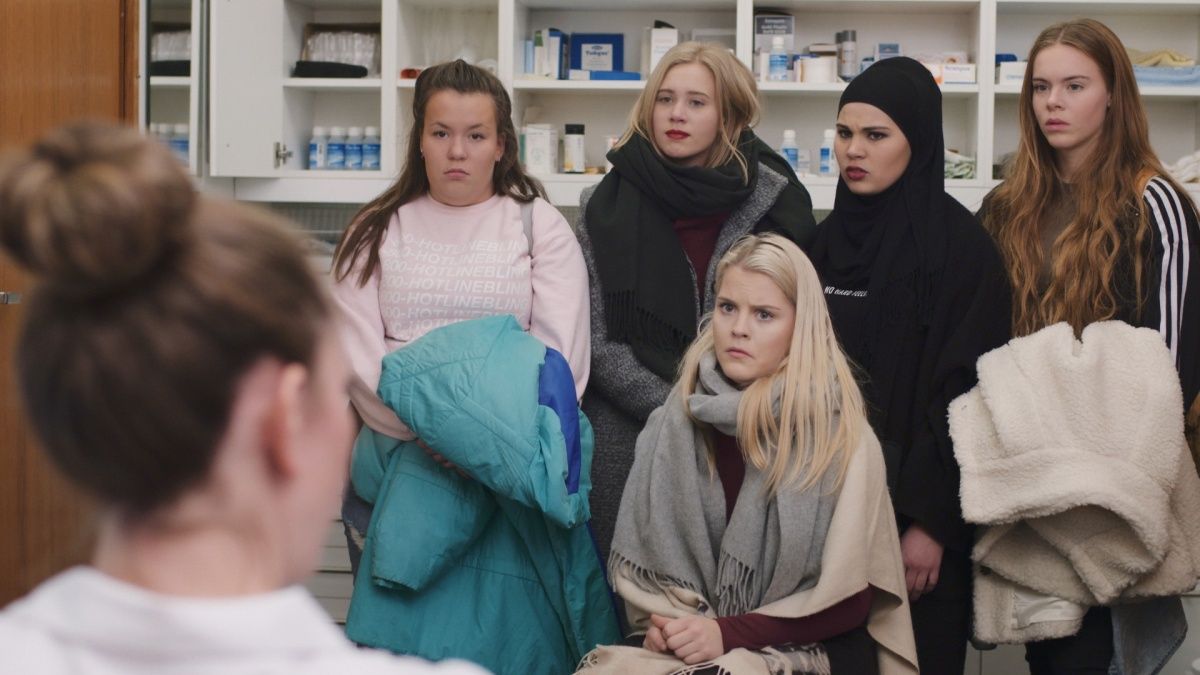 14 молодежных сериалов, которые хочется пересматривать снова и снова