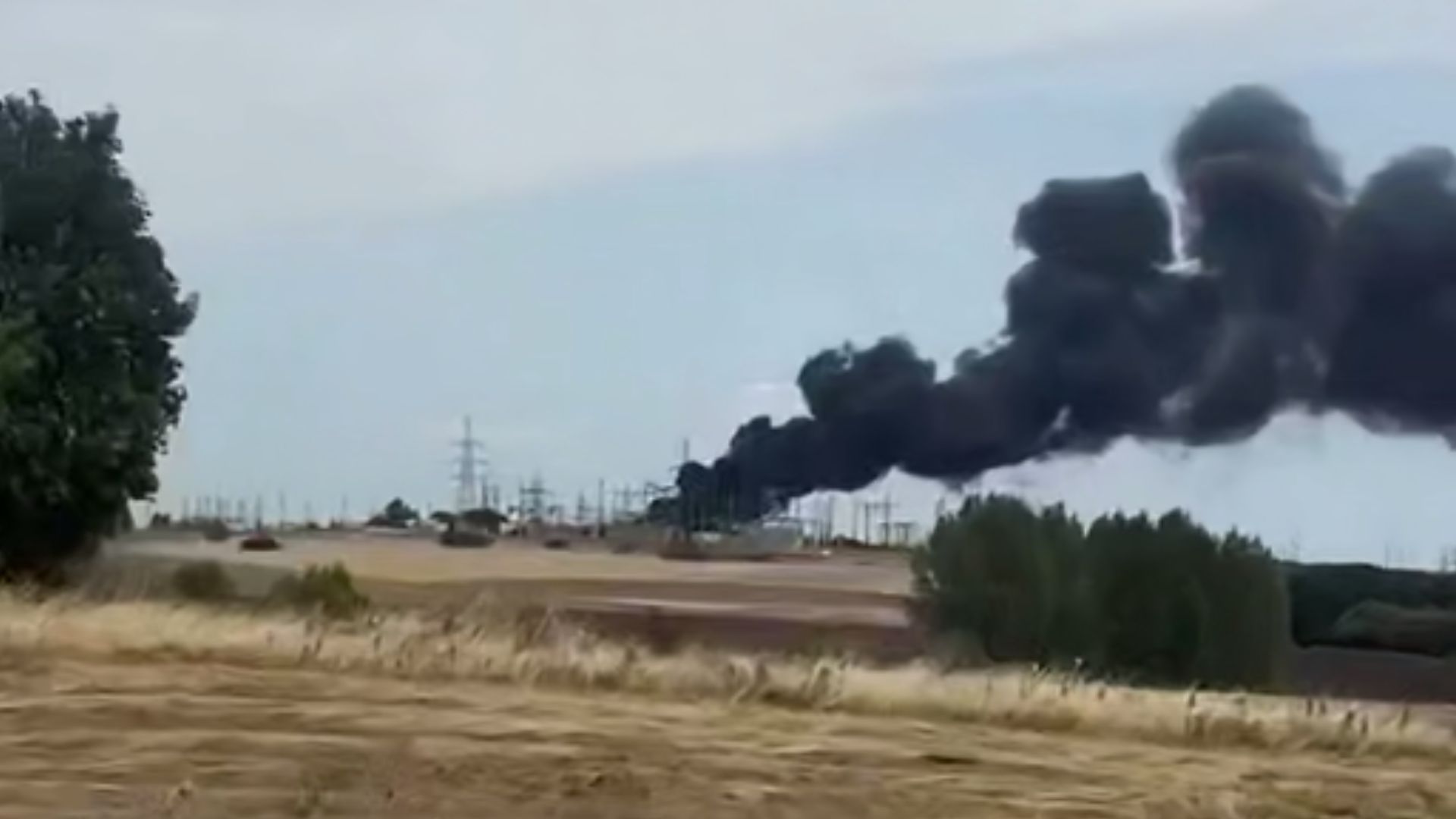 Под Курском был поражен важный объект "Газпрома": над районом поднялся дым