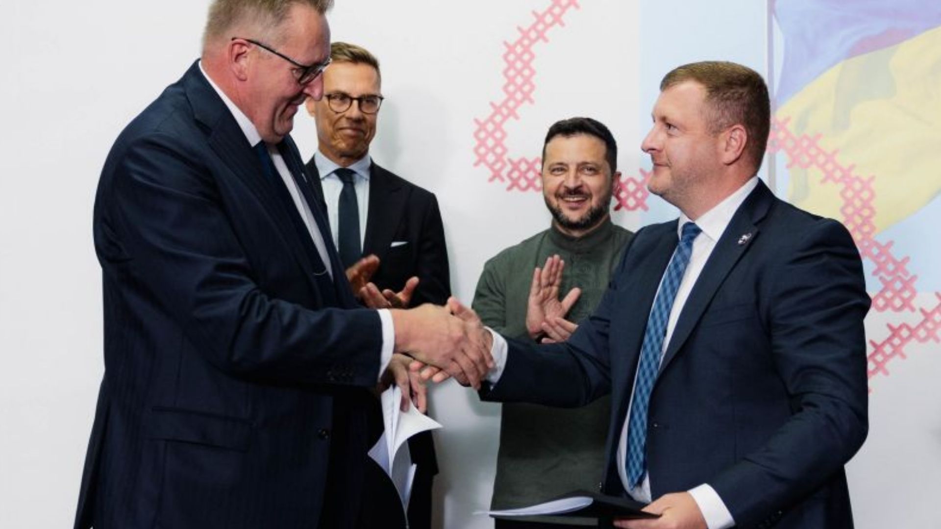 Нові дрони й НРК: Україна та Фінляндія запускають спільне виробництво дронів - Military 24