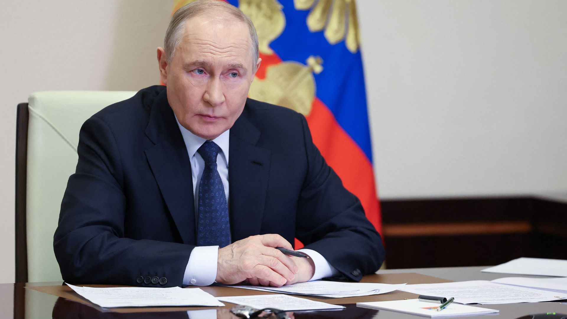 Путін підписав три таємні укази під час несподіваного візиту директора ЦРУ до Москви