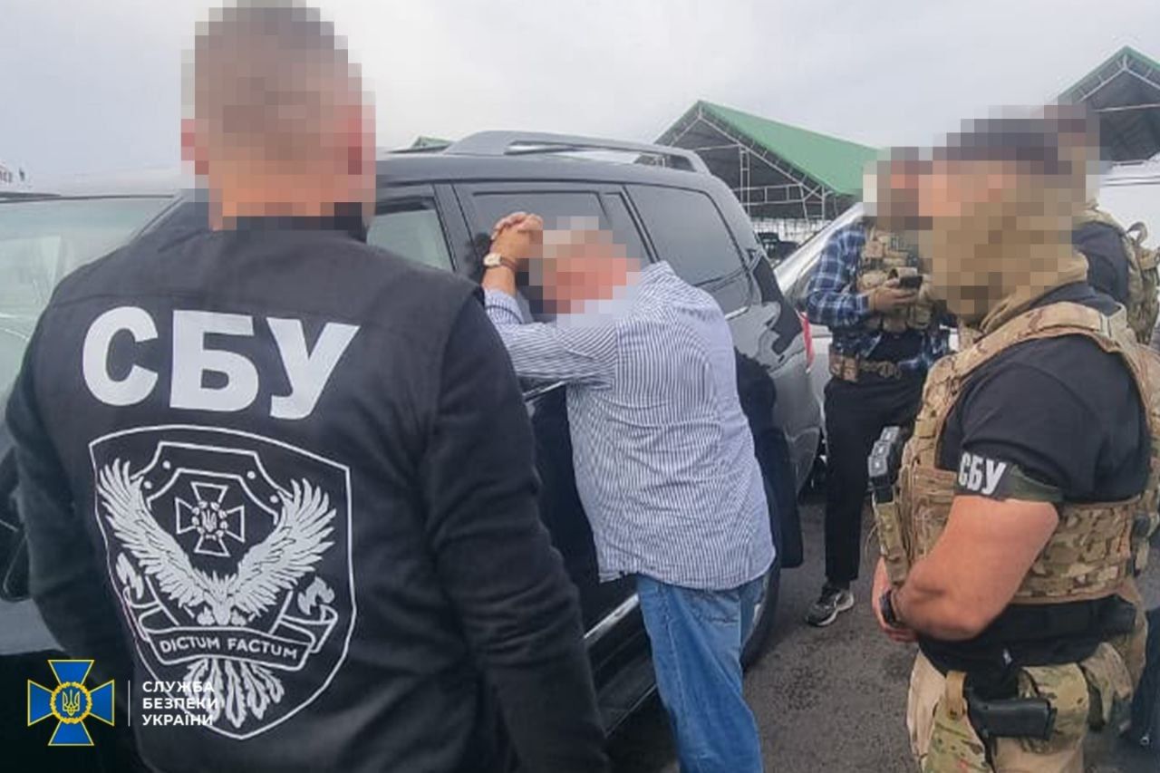 Бывший народный депутат продавал фиктивные заключения военнообязанным