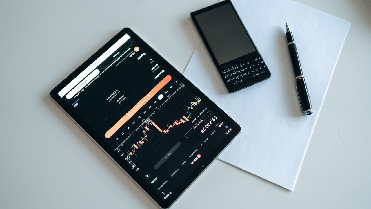 Перші інвестиції без хаосу: як зібрати портфель і не втратити гроші