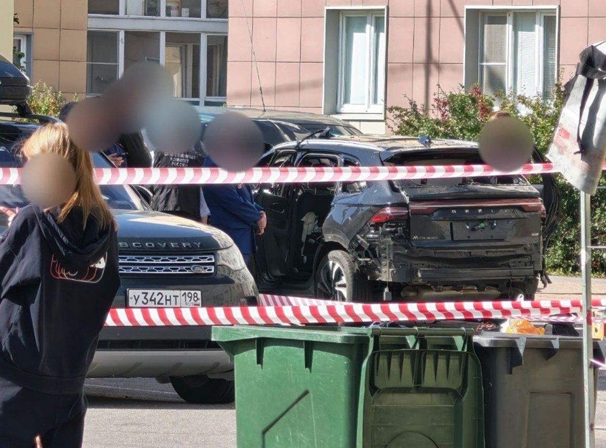 Покушение на подполковника в Петербурге: взрывчатку могла заложить 24-летняя девушка, сбежавшая из страны