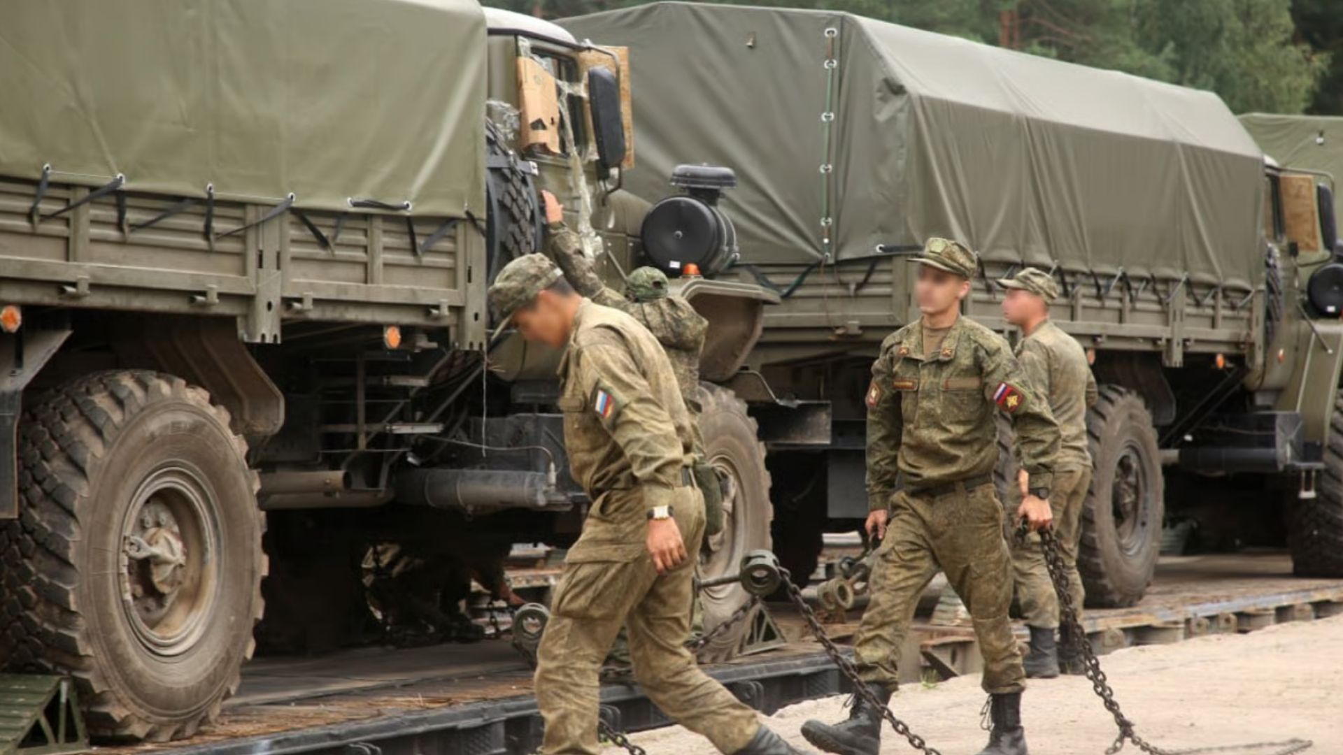 Россия готовится к новой волне мобилизации: более 113 тысяч россиян массово покинули страну - 24 Канал Россия готовится к новой волне мобилизации: более 113 тысяч россиян массово покинули страну - 24 Канал