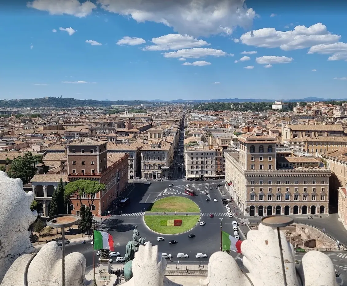 Вид на місто з Vittoriano Вид на місто з Vittoriano