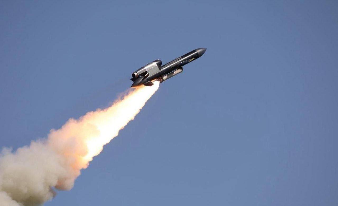 Запуск української крилатої ракети FP-5 Фламінго Запуск української крилатої ракети FP-5 Фламінго