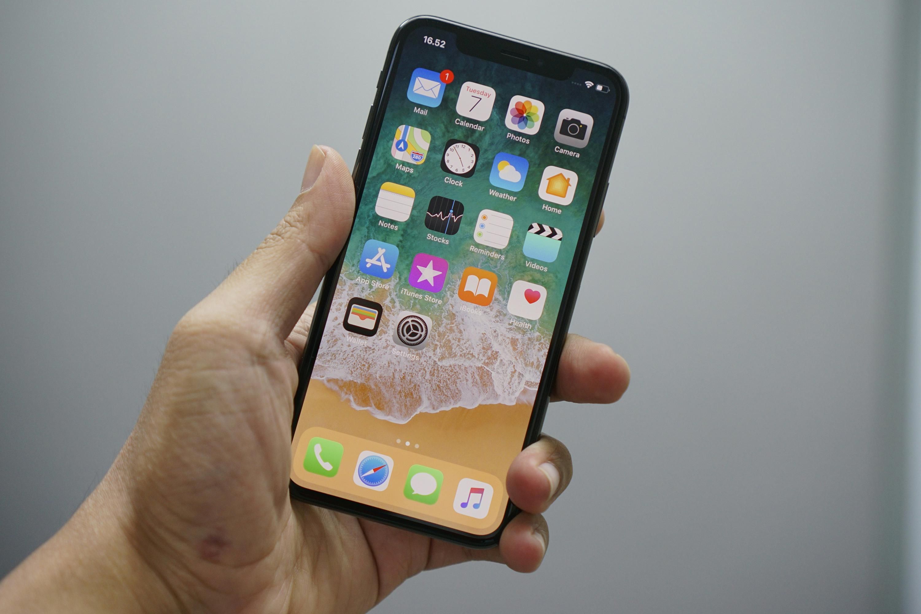 Apple може вперше за довгий час змінити дату старту замовлень iPhone 18 Pro