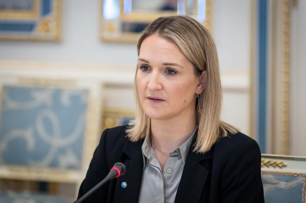 Гелен Макенті Гелен Макенті